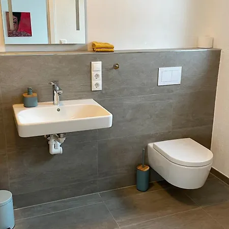 Zur Alten Garage: Fewo Mit Eigenem Garten Appartement *
