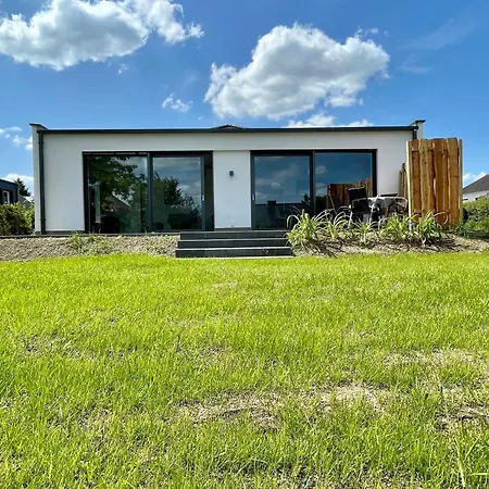 Zur Alten Garage: Fewo Mit Eigenem Garten Appartement