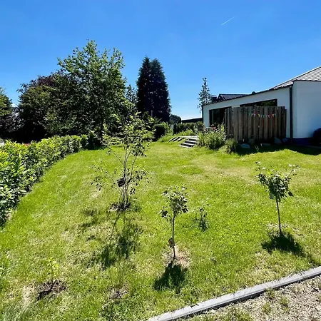 Zur Alten Garage: Fewo Mit Eigenem Garten *